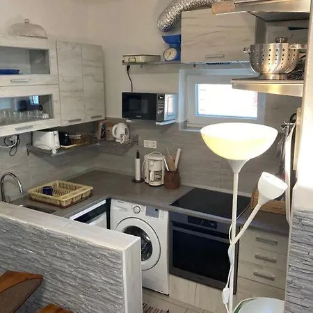 Zsuzsanna Appartamento *